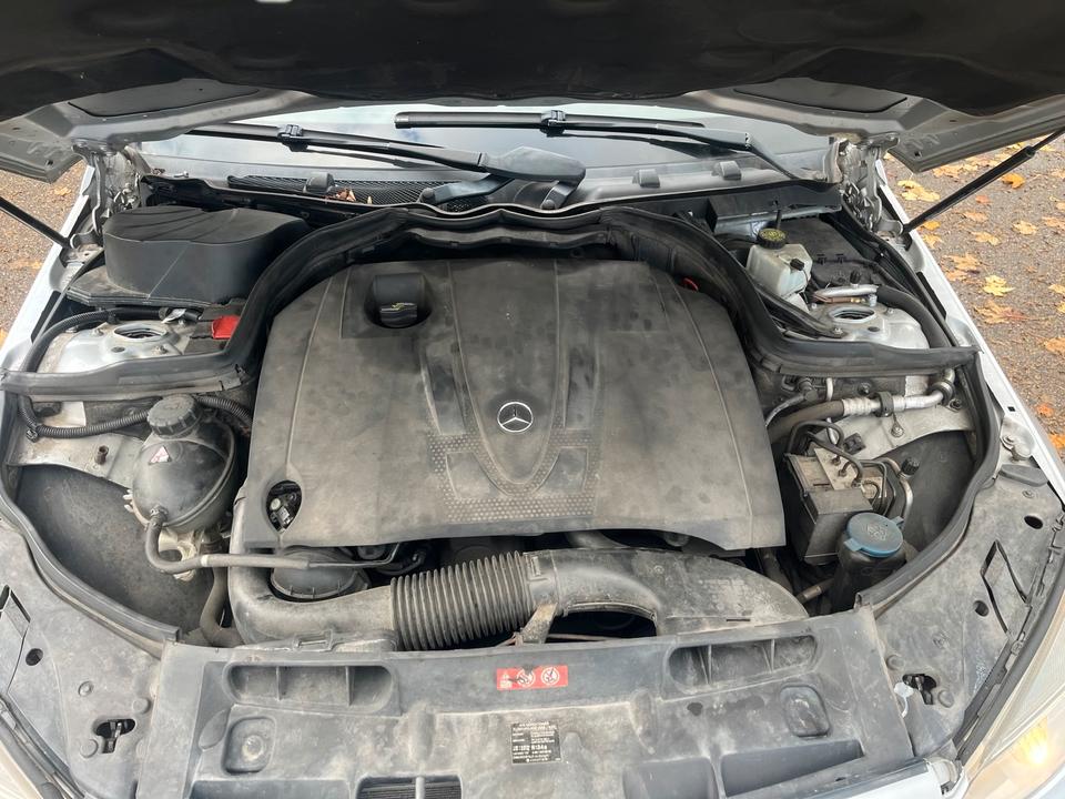Mercedes Benz C 220 2008 — photo 7