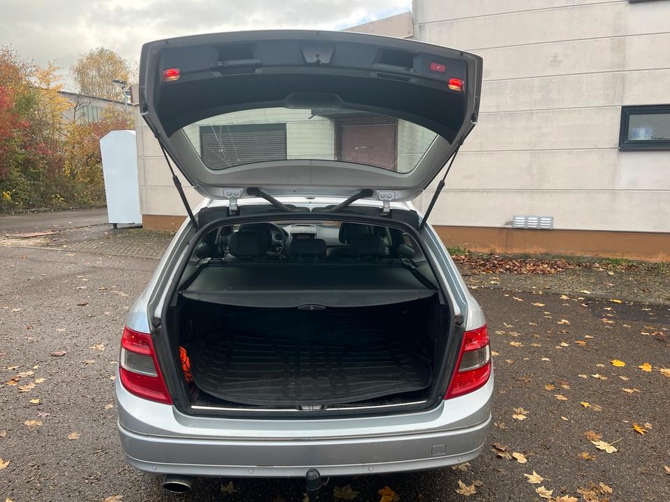 Mercedes Benz C 220 2008 — photo 8