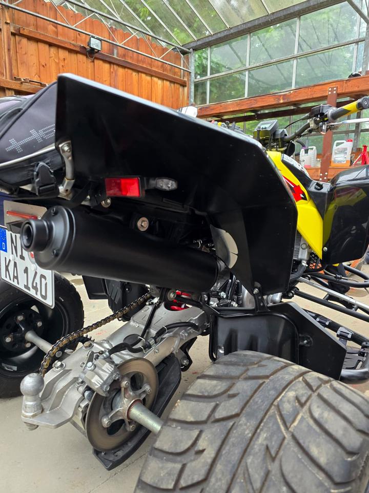 Suzuki LTZ400 Quad (Straße) Not verkauf wegen Neuanschaffung 2015 — interior