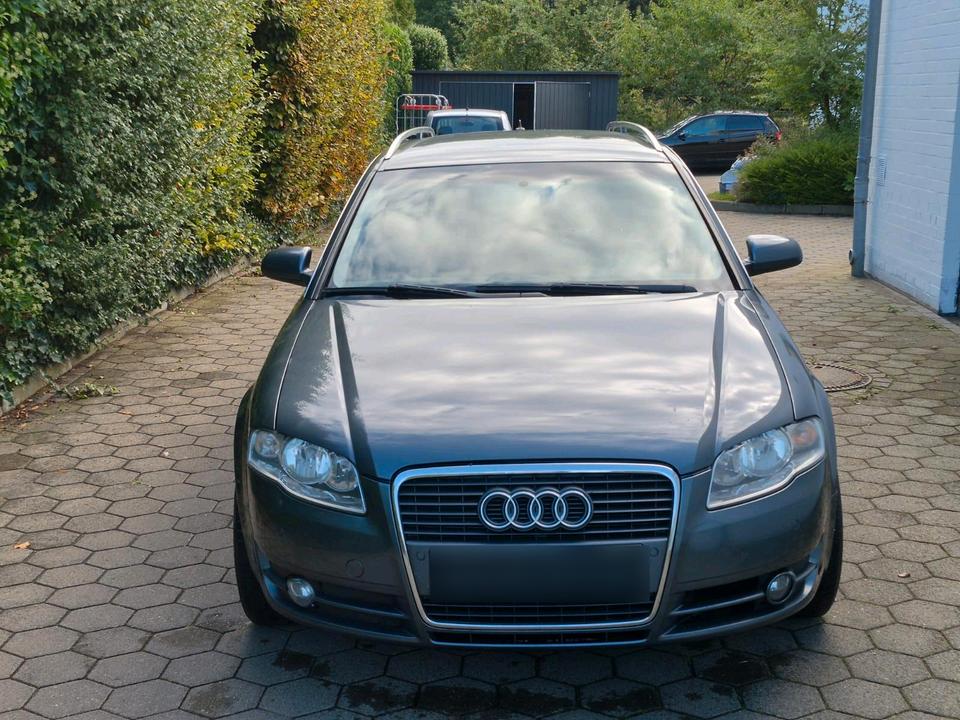 Audi A4 2007 — вигляд ззаду