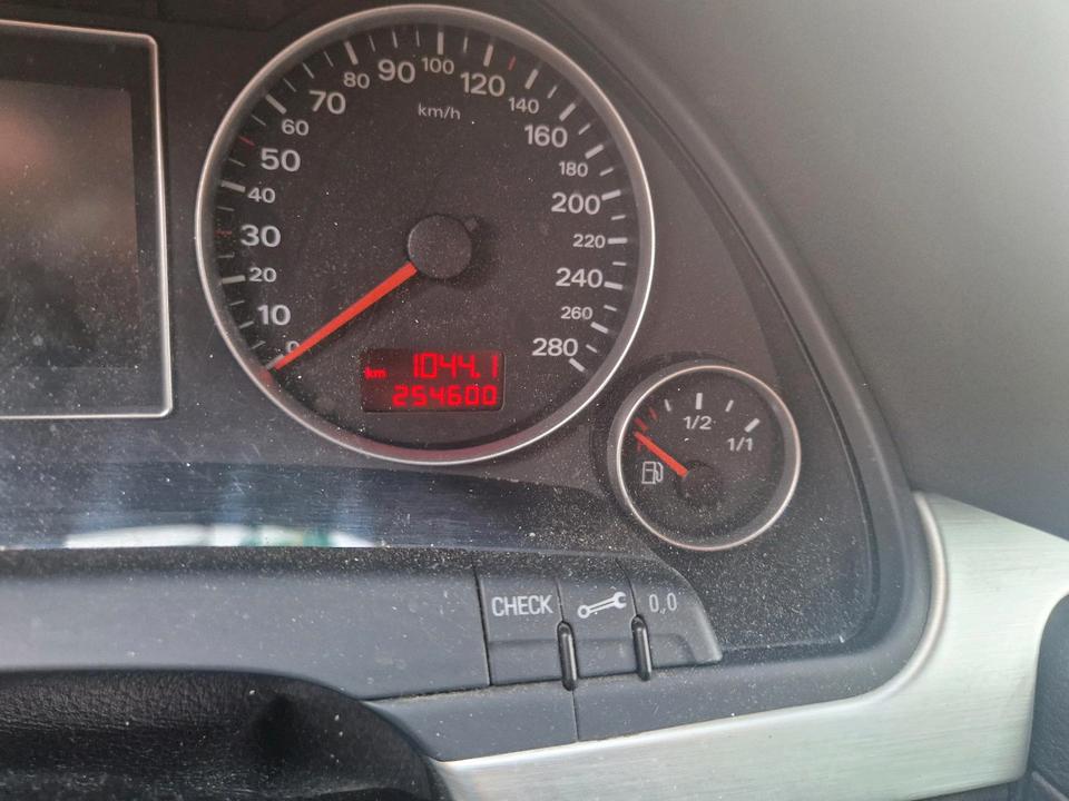 Audi A4 2007 — photo 10