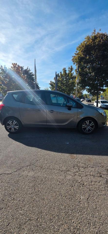 Opel Meriva, 2014