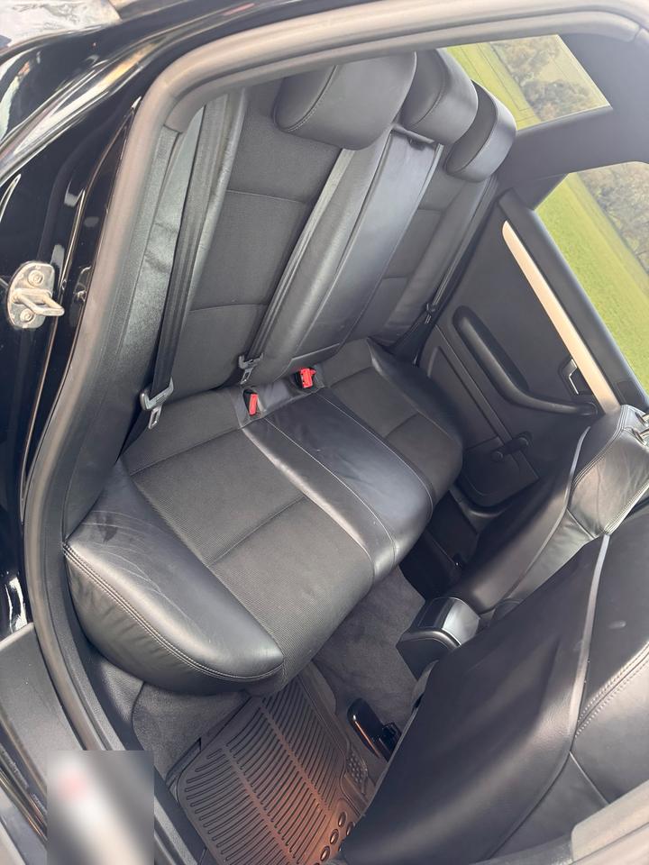 Audi A4 2008 — photo 13