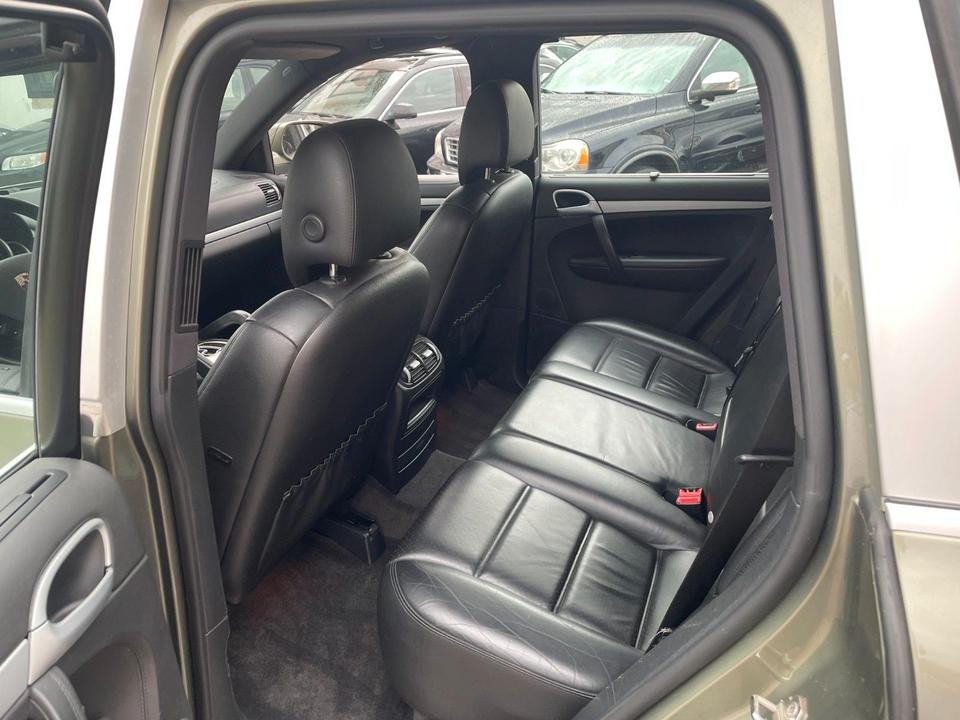 Porsche Cayenne 2007 — photo 11