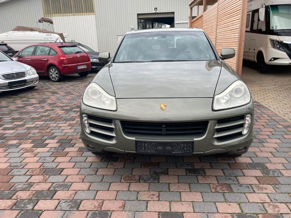 Porsche Cayenne 2007 — rear view