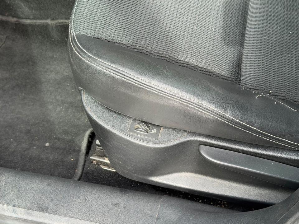 Peugeot 207 2010 — photo 10