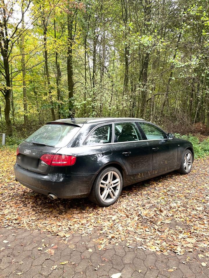 Audi A4 2010 — photo 5