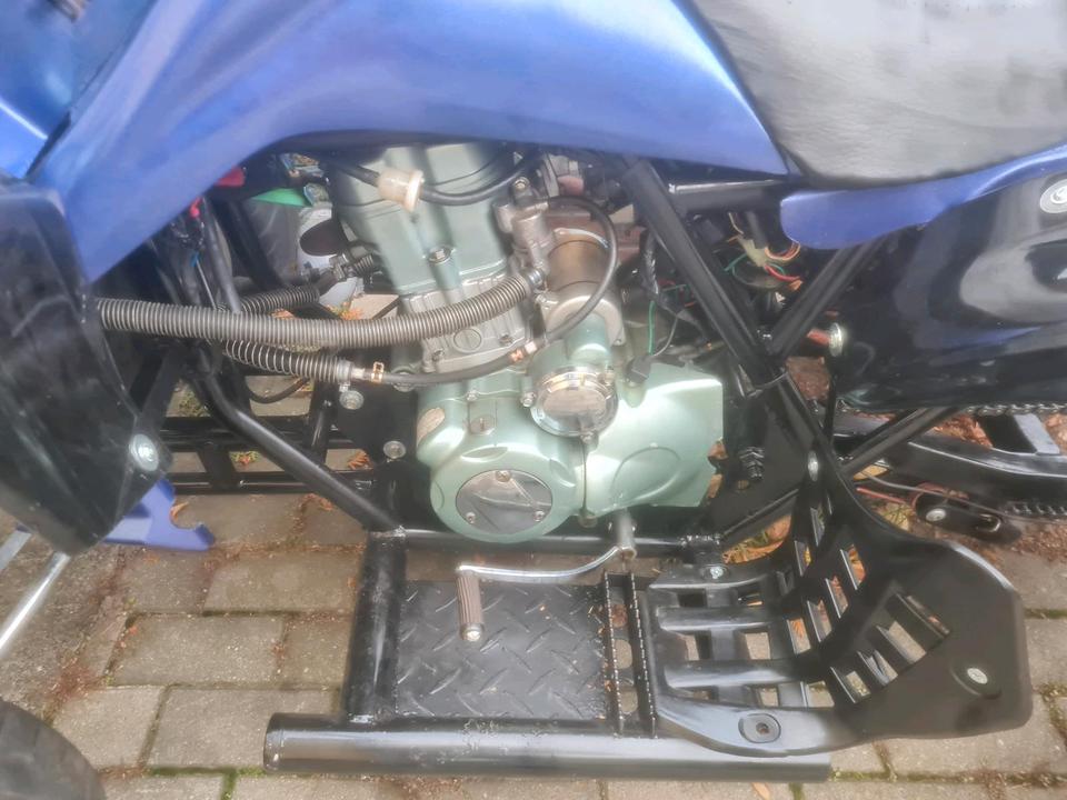 Weitere Motorräder jingling quad 2010 — interior
