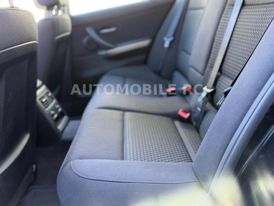 BMW 320 2011 — photo 13