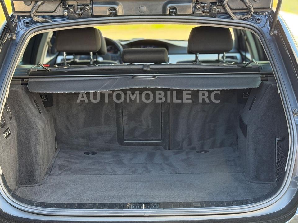 BMW 320 2011 — photo 7