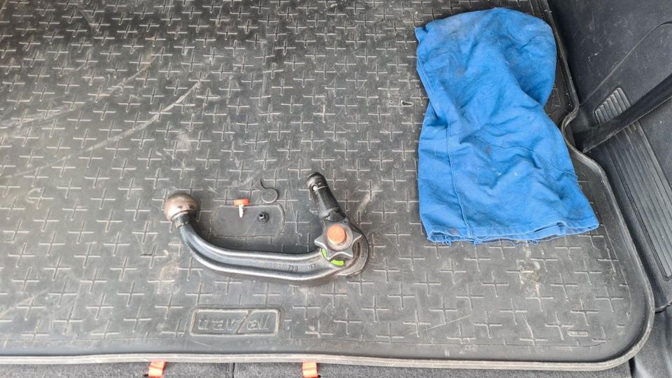Ford S-Max 2011 — photo 15