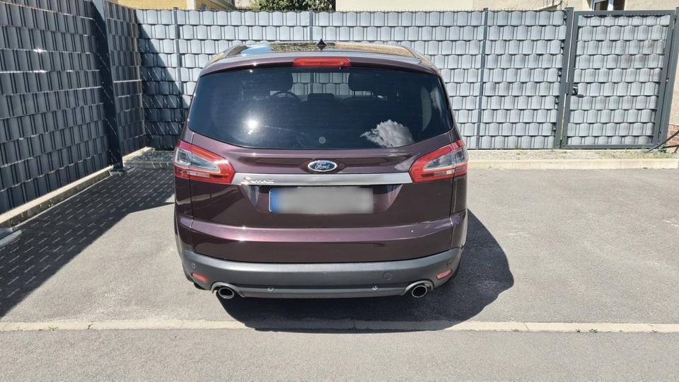 Ford S-Max 2011 — engine