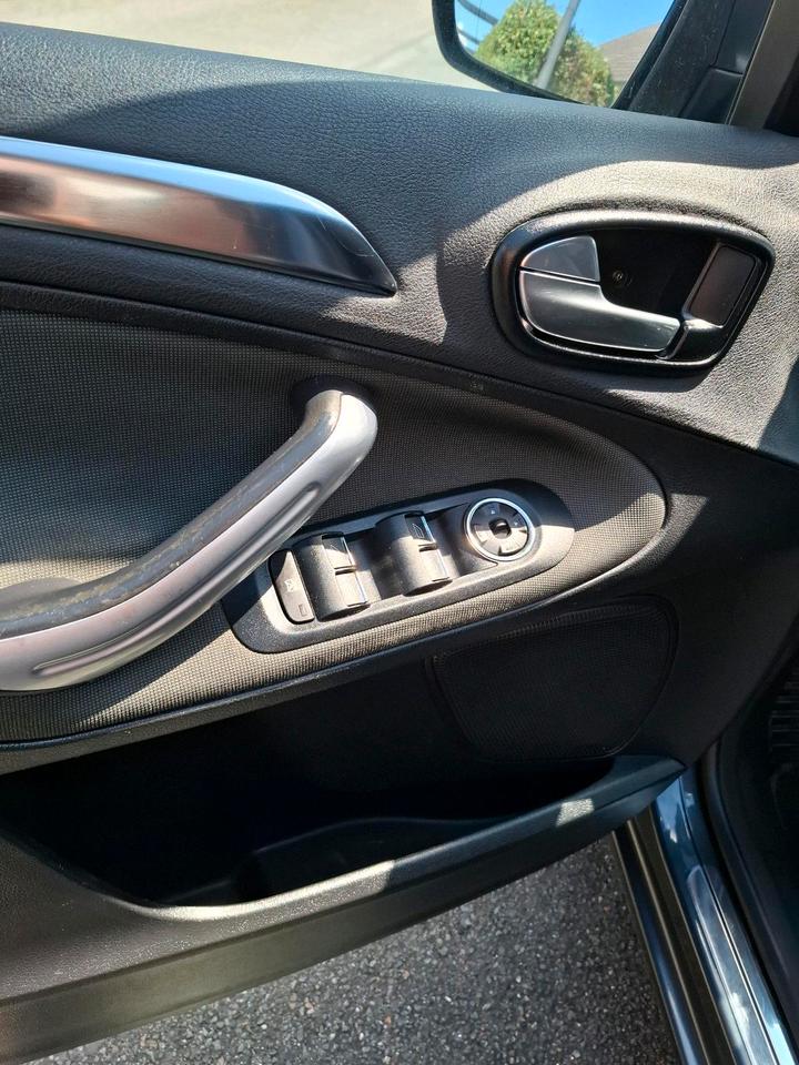 Ford S-Max 2007 — photo 18