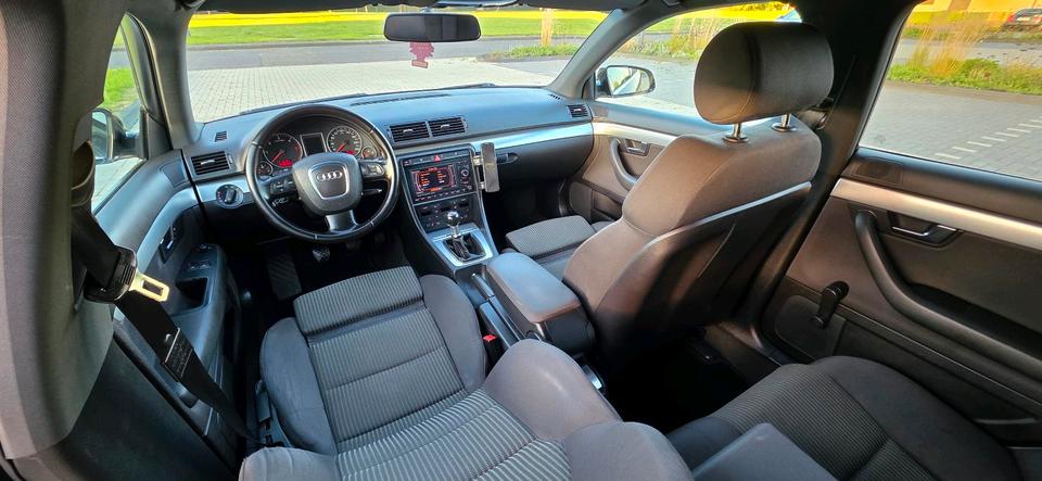 Audi A4 2007 — photo 12
