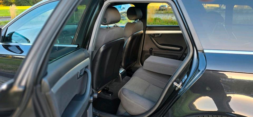 Audi A4 2007 — photo 13