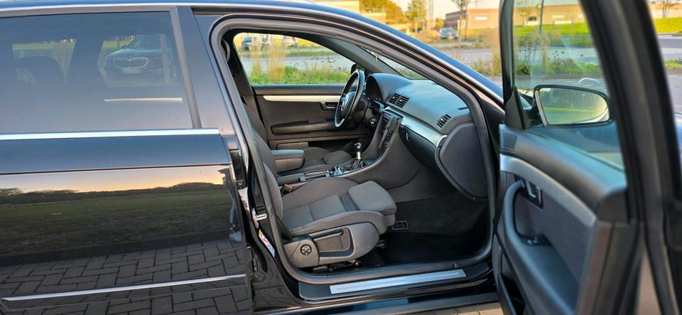 Audi A4 2007 — photo 15