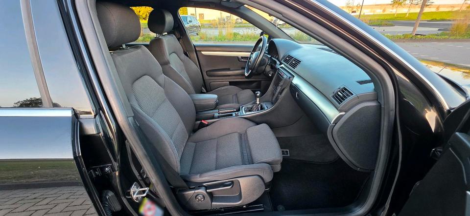 Audi A4 2007 — photo 16