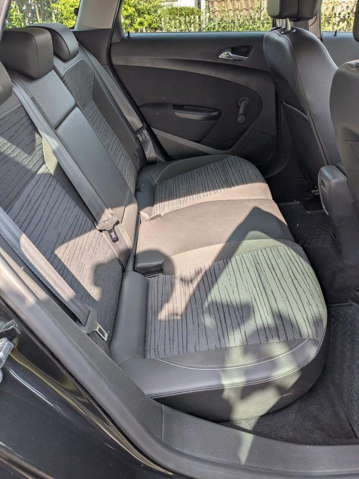 Opel Astra 2015 — photo 5