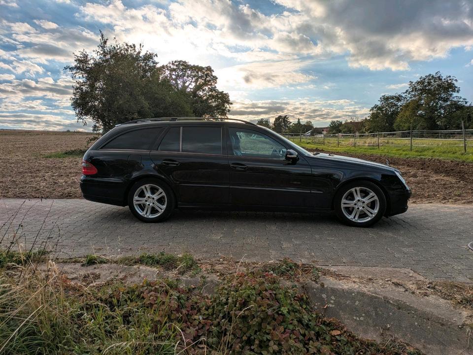 Mercedes Benz E 200 2008 — photo 5