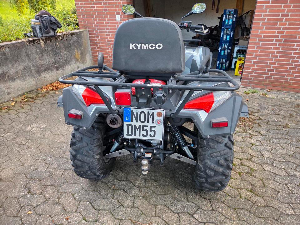Kymco MXU 700 2014 — rear view