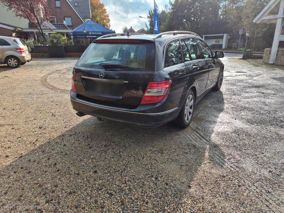 Mercedes Benz C 220 2008 — engine