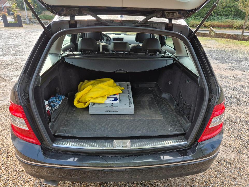 Mercedes Benz C 220 2008 — photo 6