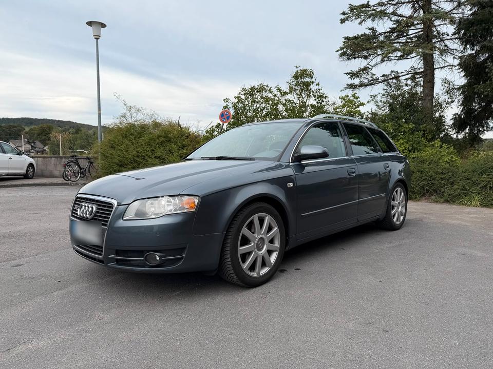 Audi A4 2005 — photo 7