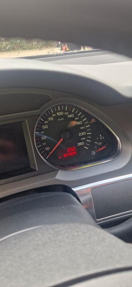 Audi A6 2005 — photo 5