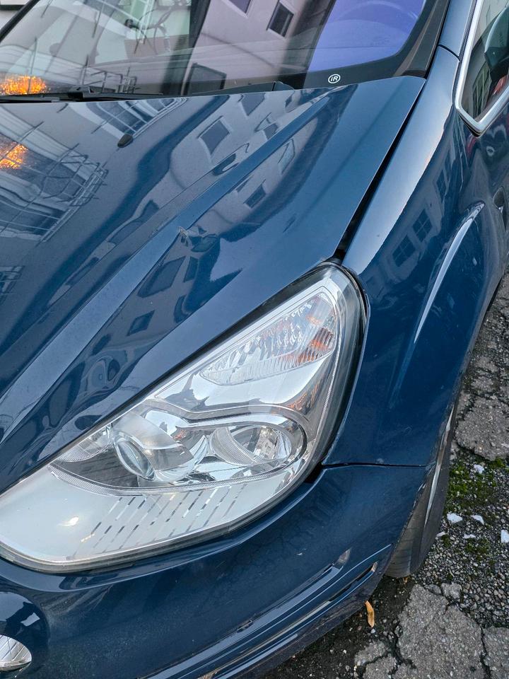 Ford S-Max 2011 — engine