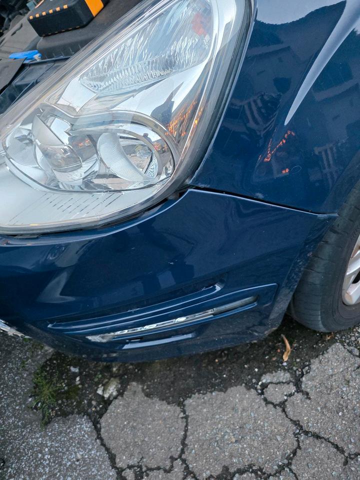 Ford S-Max 2011 — photo 6
