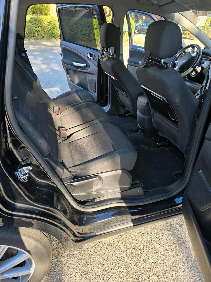 Ford S-Max 2013 — photo 10