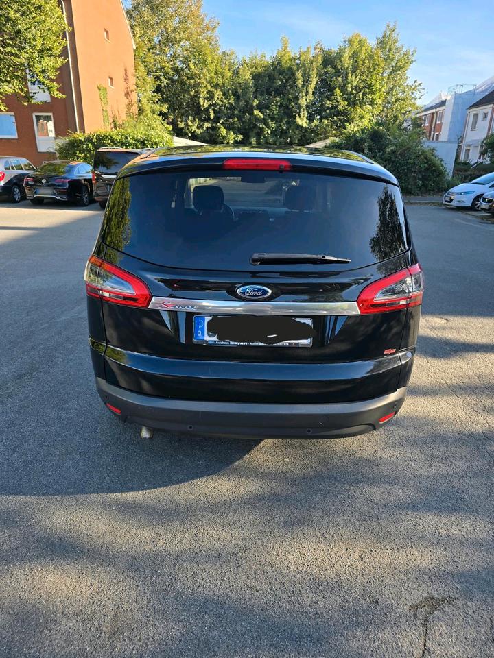 Ford S-Max 2013 — interior