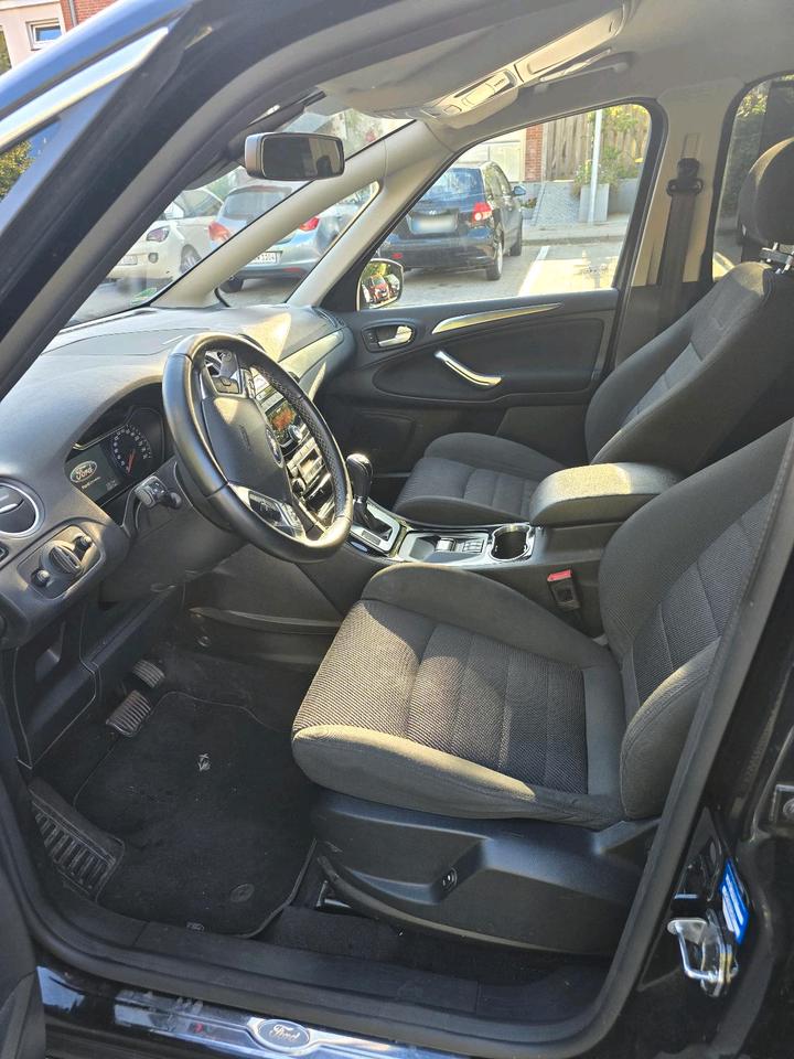 Ford S-Max 2013 — photo 6