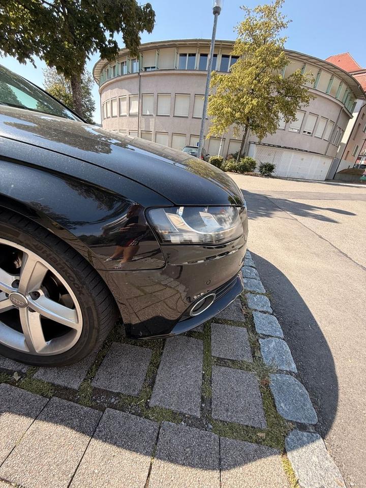 Audi A4 2010 — engine