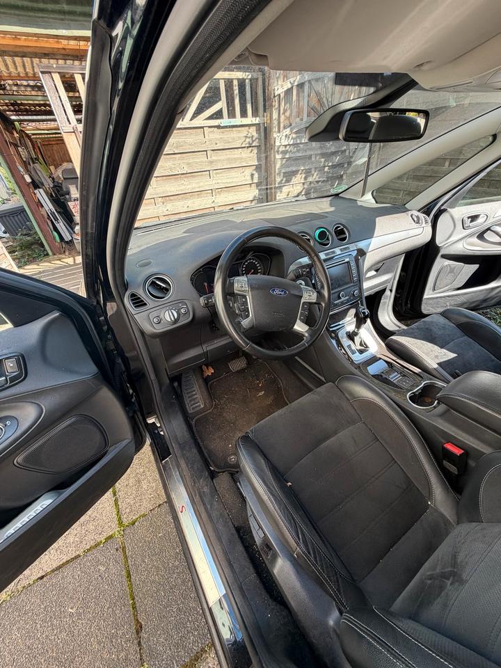 Ford S-Max 2011 — photo 5