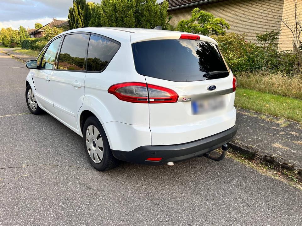 Ford S-Max 2015 — двигун