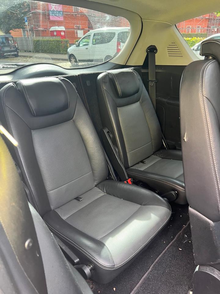 Ford S-Max 2009 — photo 9
