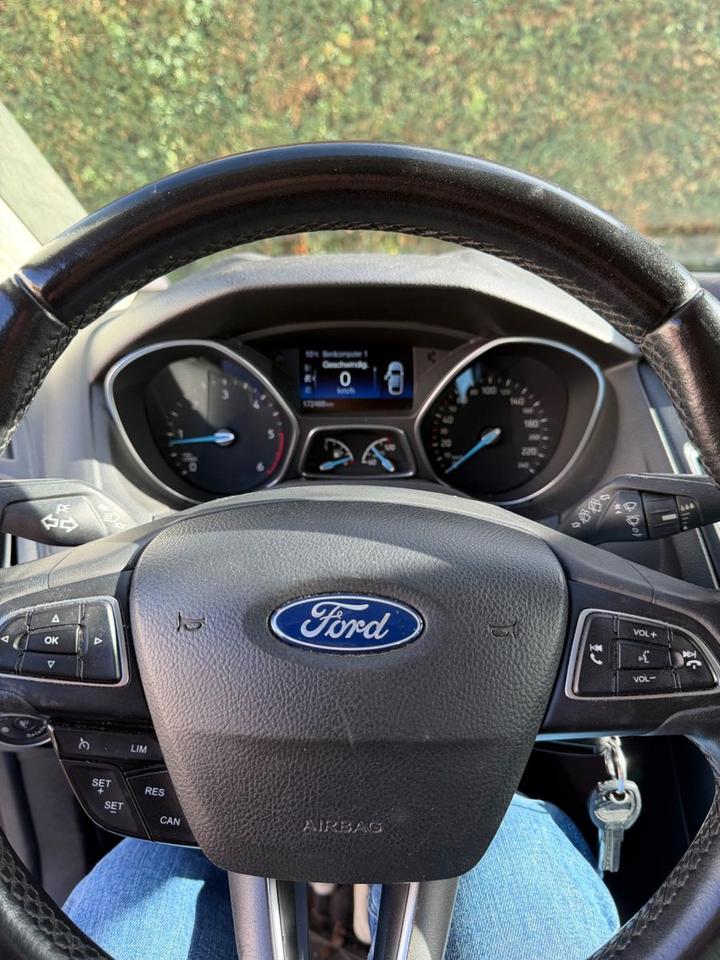Ford Focus 2015 — фото 7