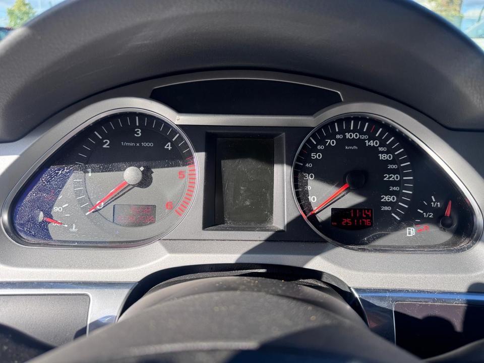Audi A6 2008 — photo 15