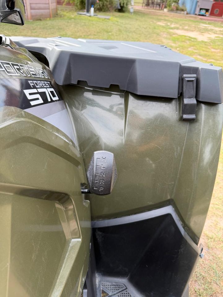  Polaris Sportsman Forest 570 ATV Quad LOF mit Zubehör - wenige Km 2013 — photo 15