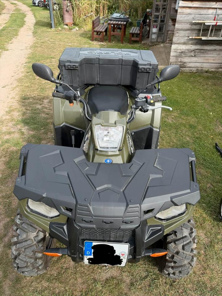  Polaris Sportsman Forest 570 ATV Quad LOF mit Zubehör - wenige Km 2013 — interior