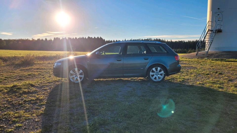 Audi A4 2006 — rear view