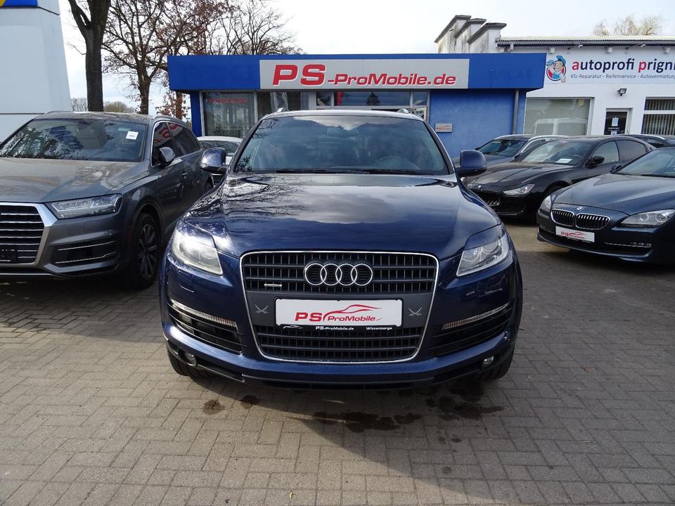 Audi Q7 2007 — вигляд ззаду