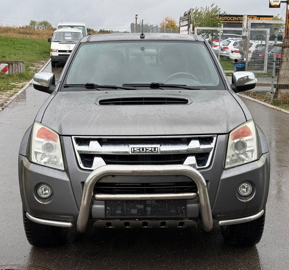 Weitere Automarken Isuzu D-Max Pick-Up Double Cab 2.5 TD 4WD *KLIMA*ALU* 2012 — фото 6
