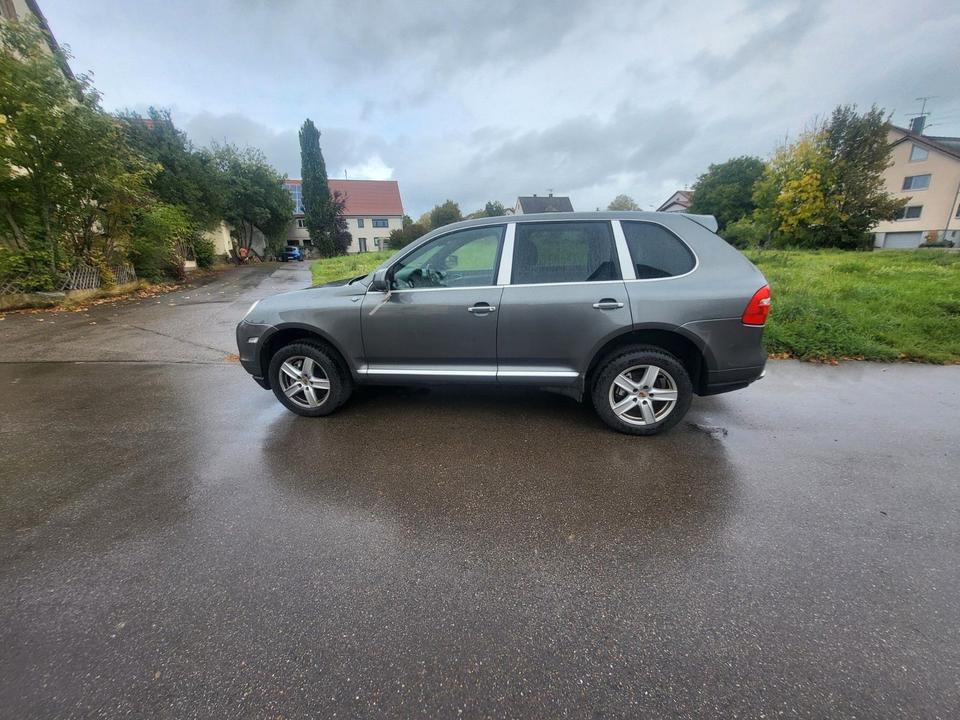 Porsche Cayenne 2007 — салон