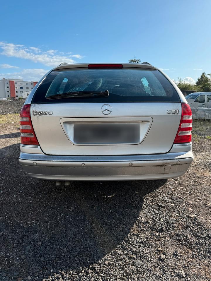Mercedes Benz C 220 2006 — photo 8