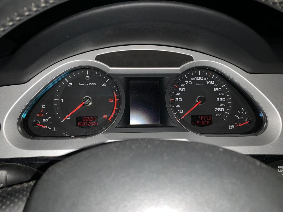 Audi A6 2011 — photo 5