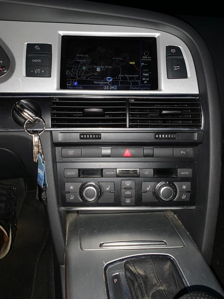Audi A6 2011 — photo 6