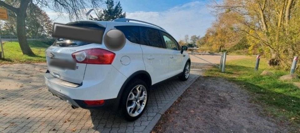Ford Kuga 2012 — двигун