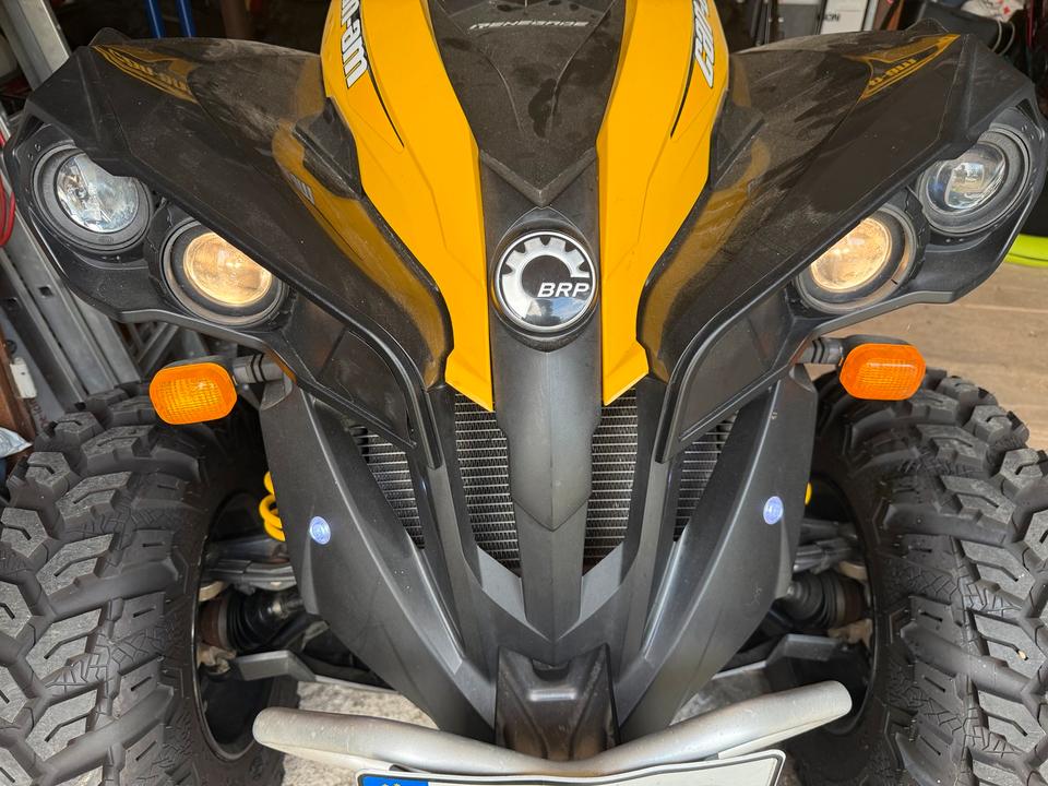 Weitere Motorräder Gelöscht • CanAm Renegate 800R 2013 — vehicle for AFU Ukraine